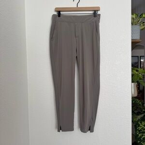 Athleta Women’s Taupe/Grey Lightweight Performance Tapered Jogger Pants